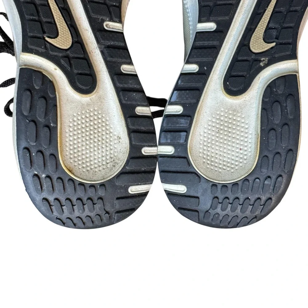 Nike Running Shoes Womens Size 8.5 White Black React Cushion Athletic DJ9976-100